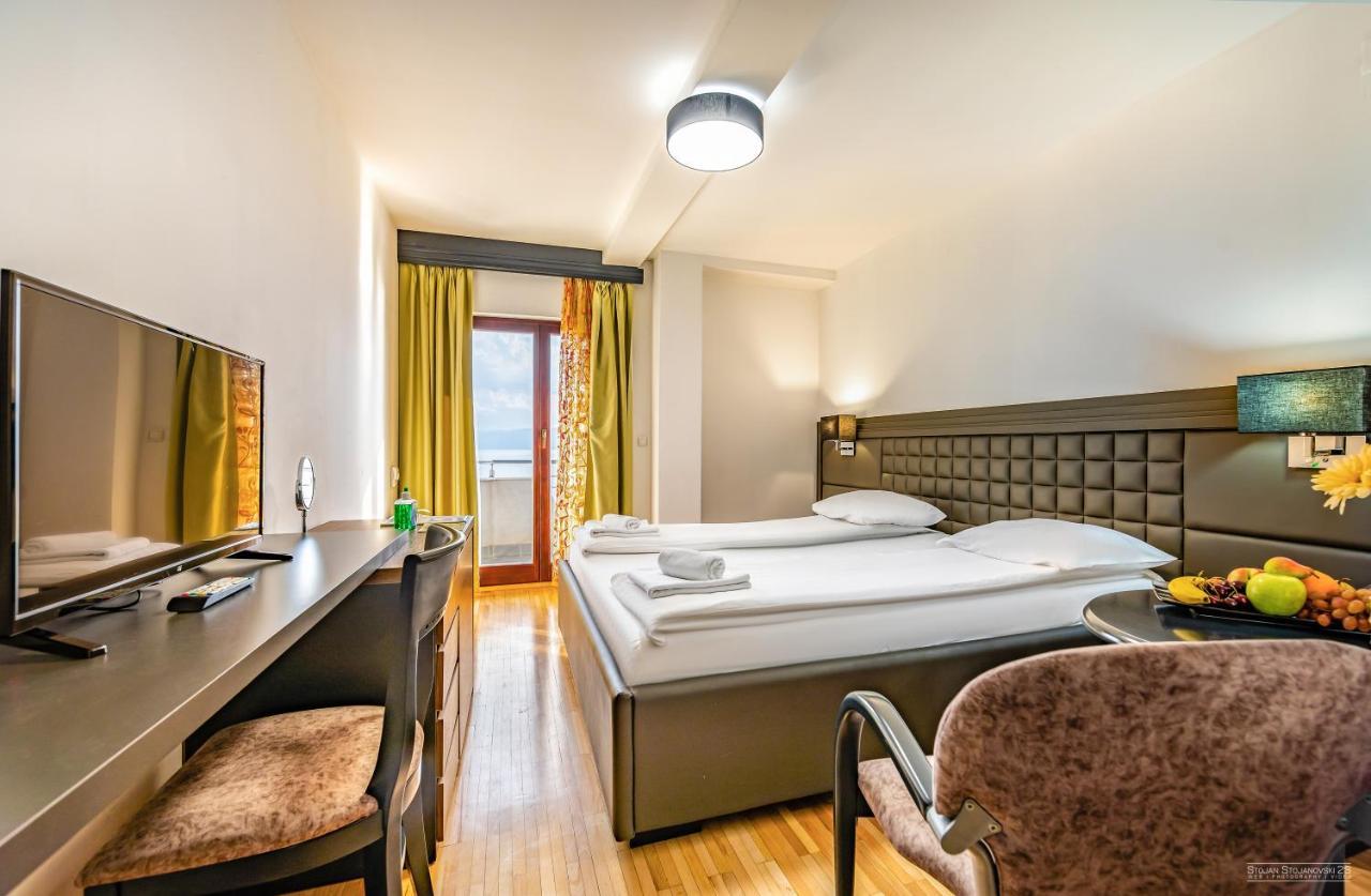 Doppelzimmer mit Seeblick