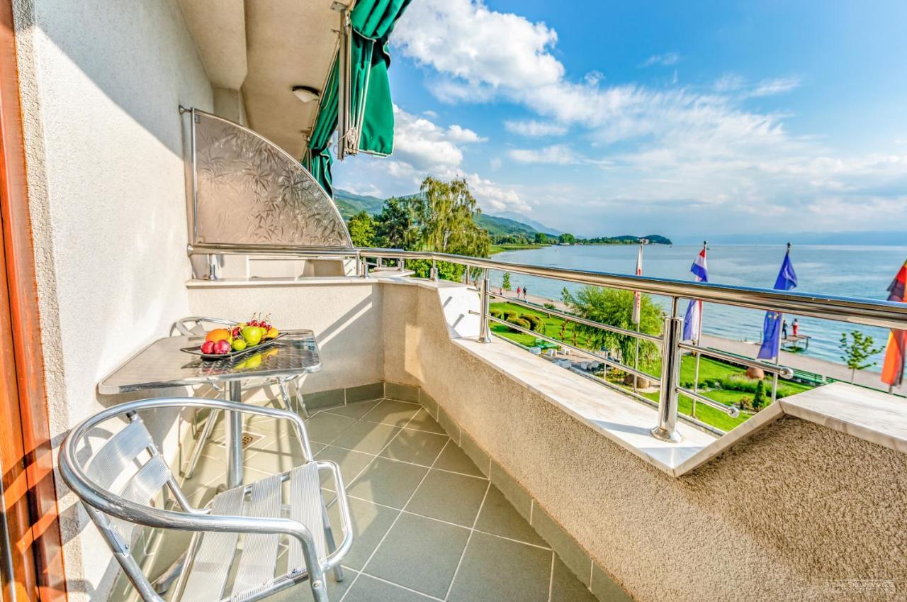 Double Room Lake View