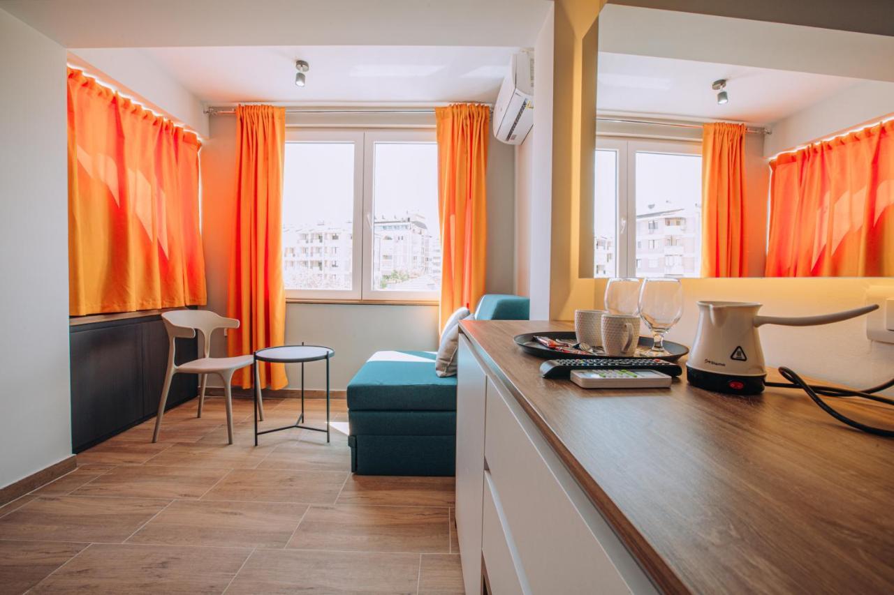 Comfort Triple Room