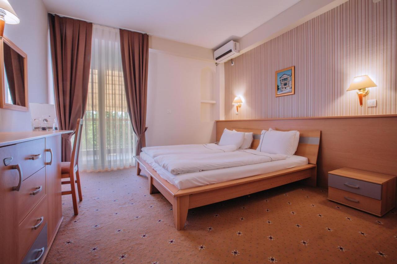Double or Twin Room with Side Lake and Garden View
