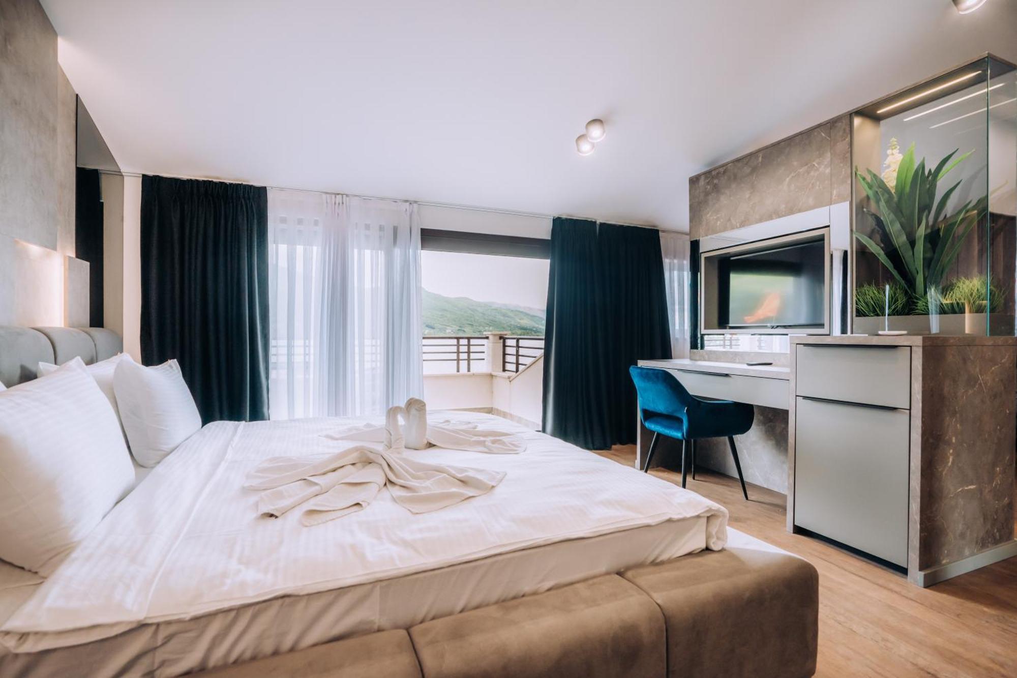Deluxe Suite Sea View