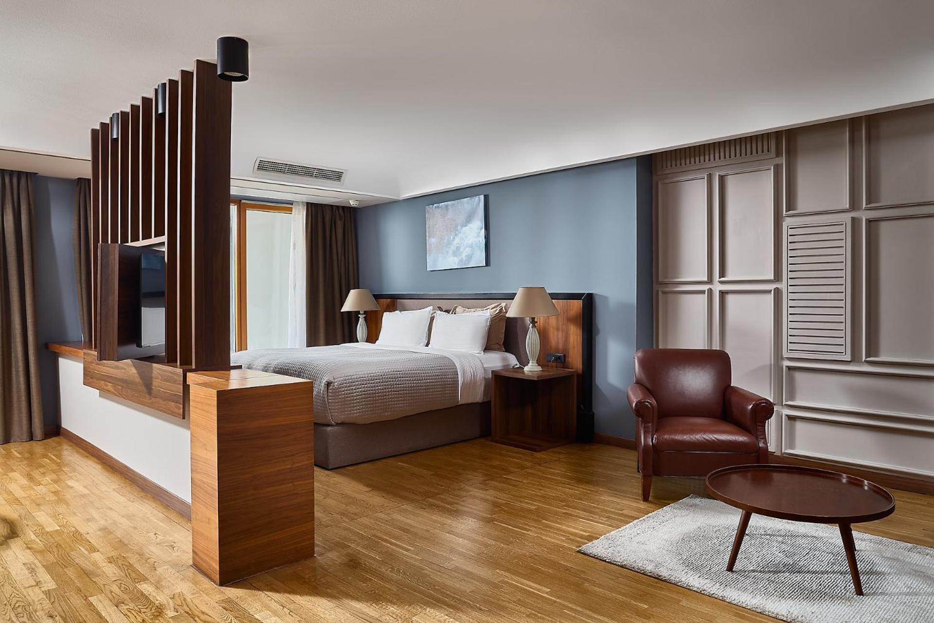 De Lux Suite River view