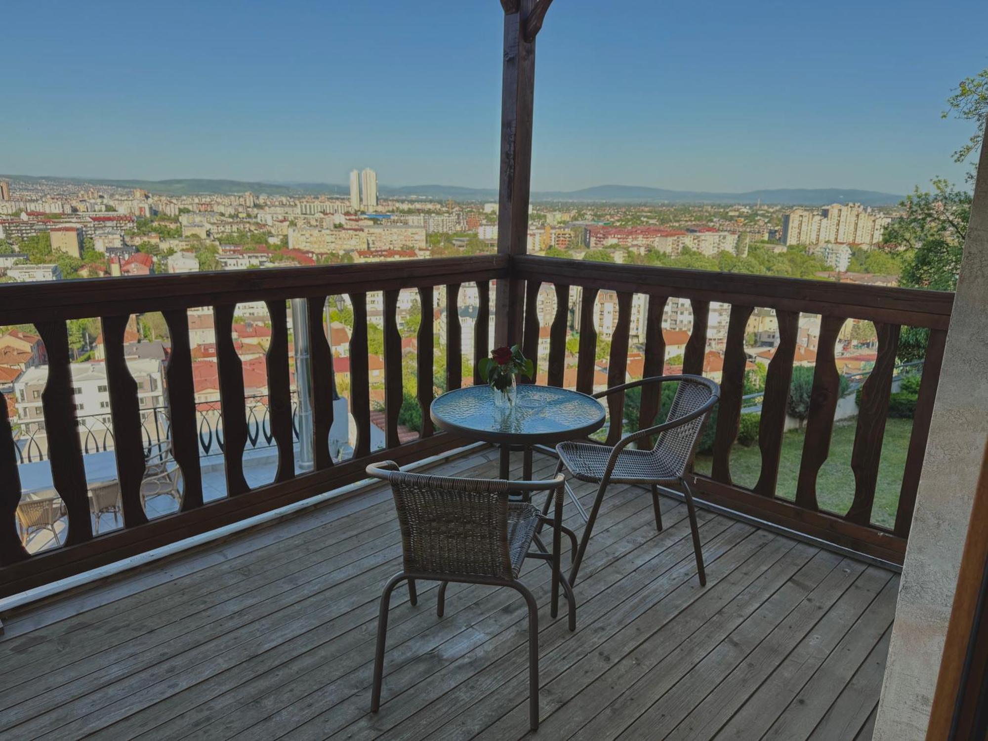 Apartment mit Balkon