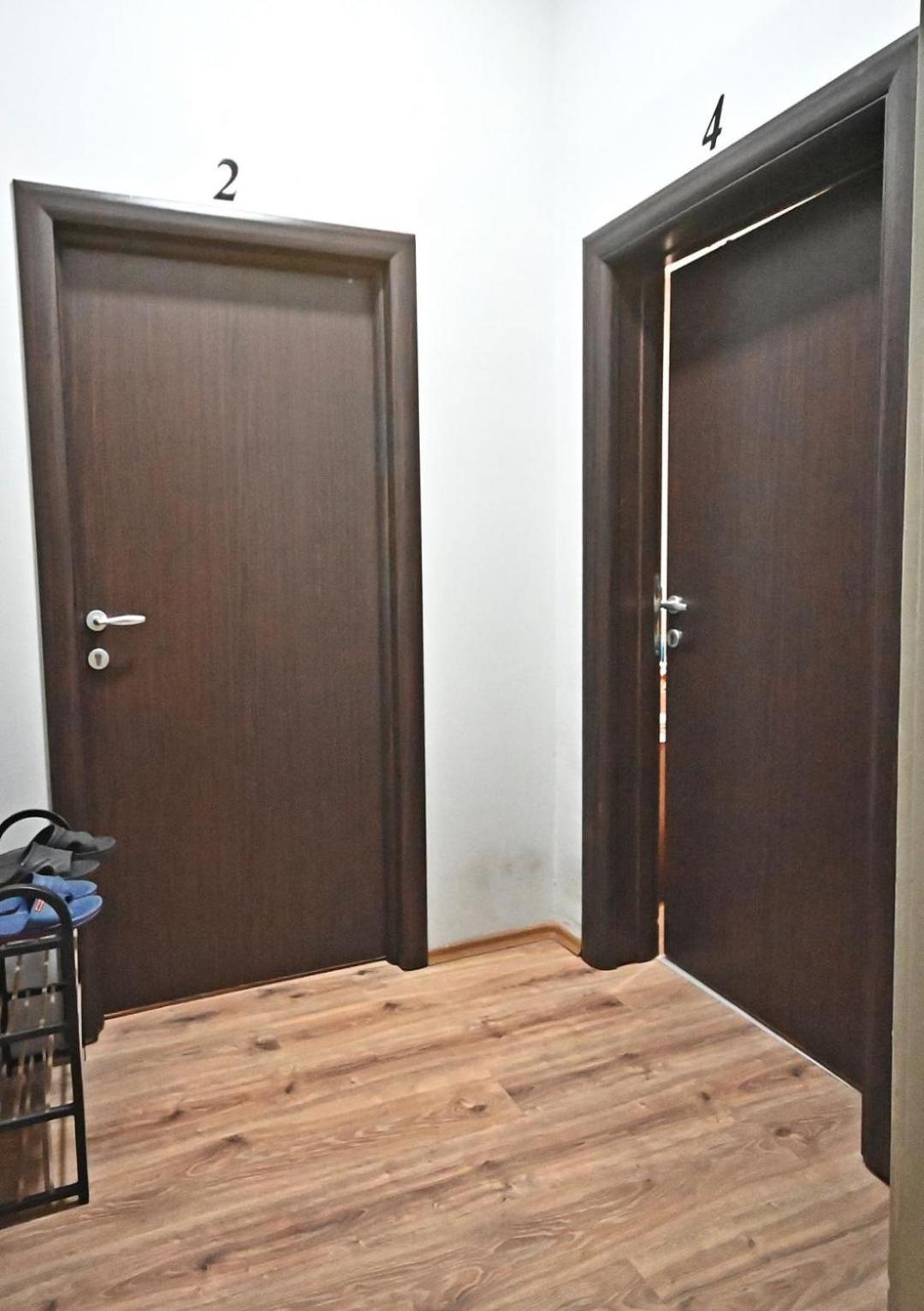 Vierbettzimmer mit Gemeinschaftsbad