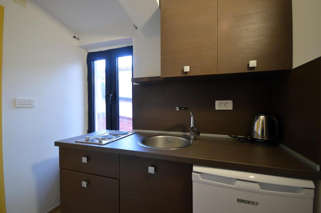 Studio Apartment,765810871:JPEG
