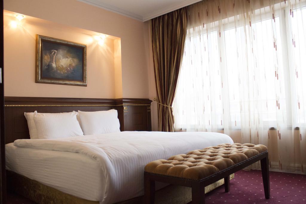 Superior Double or Twin Room with City View,380111674:JPEG