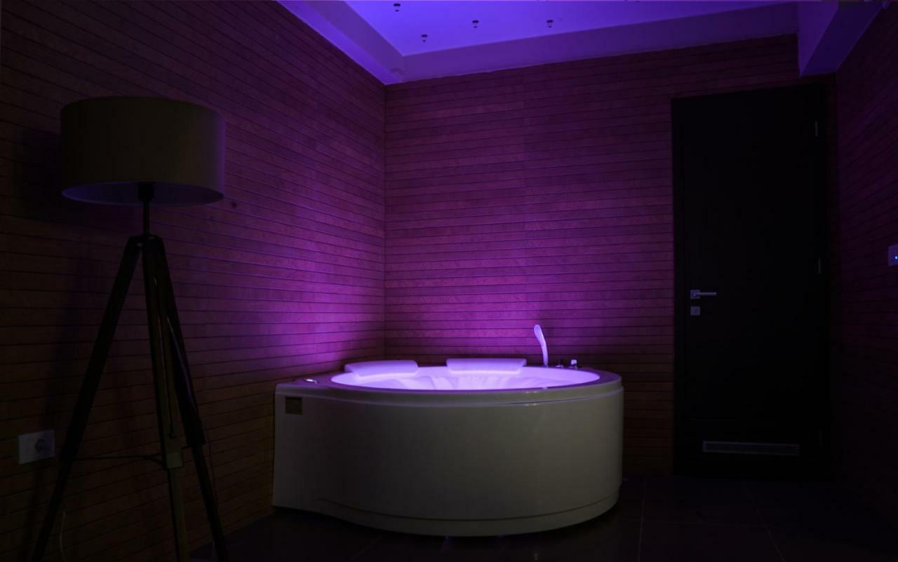 Suite Hot Tub