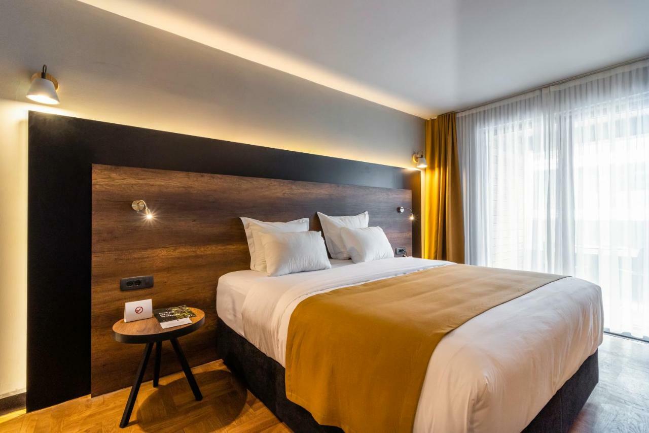 Standard Double Room with Arena View,831390536:JPEG