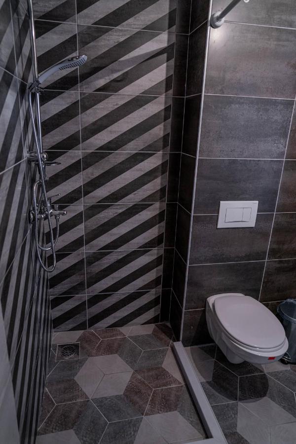 Suite with Balcony,992682178:JPEG