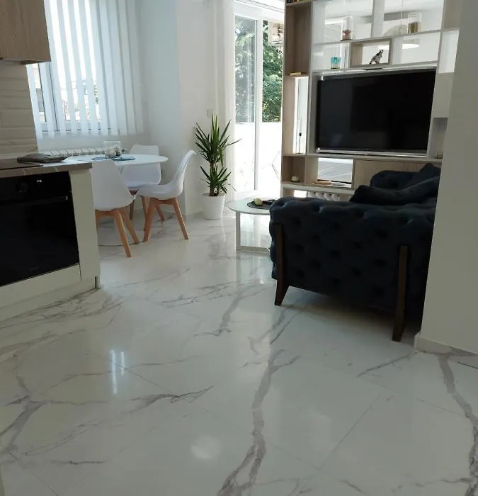 Luxury Apartment Iva-1