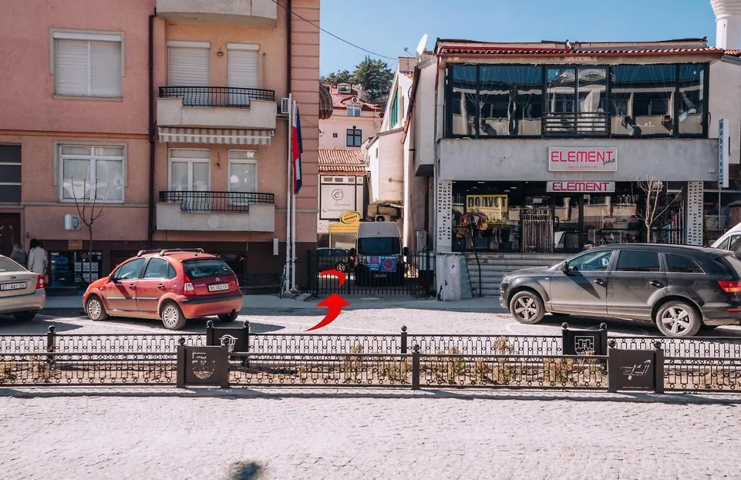 Darni Central Apartments - Bazaar Location With Free Parking-1