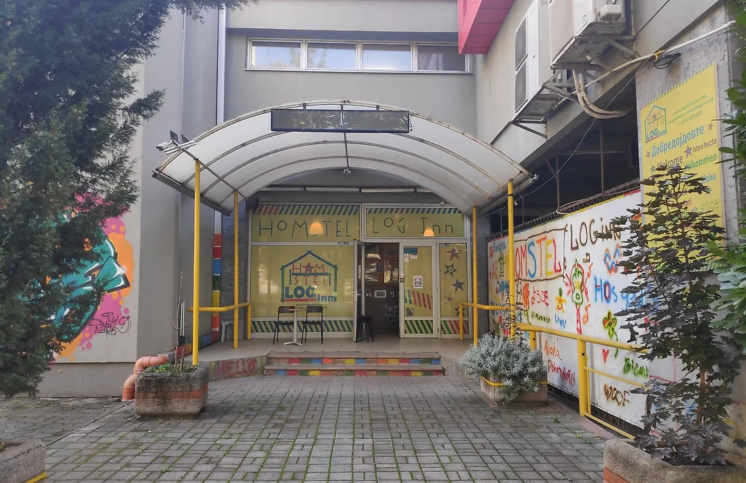 Hostel Log Inn-1