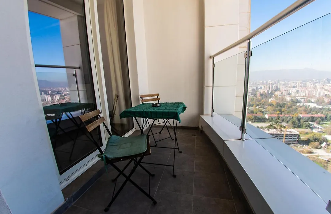 33Rd Floor Luxury Apartment Fitness Spa-1