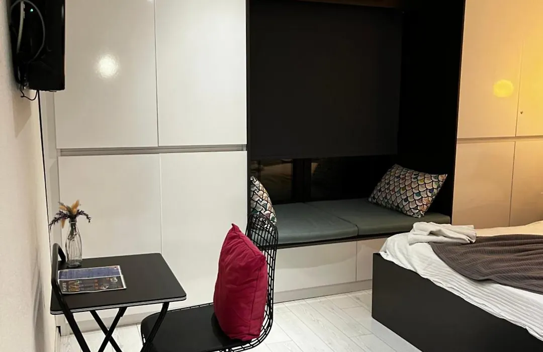 Wild Pear Old Town Boutique Accommodation-1