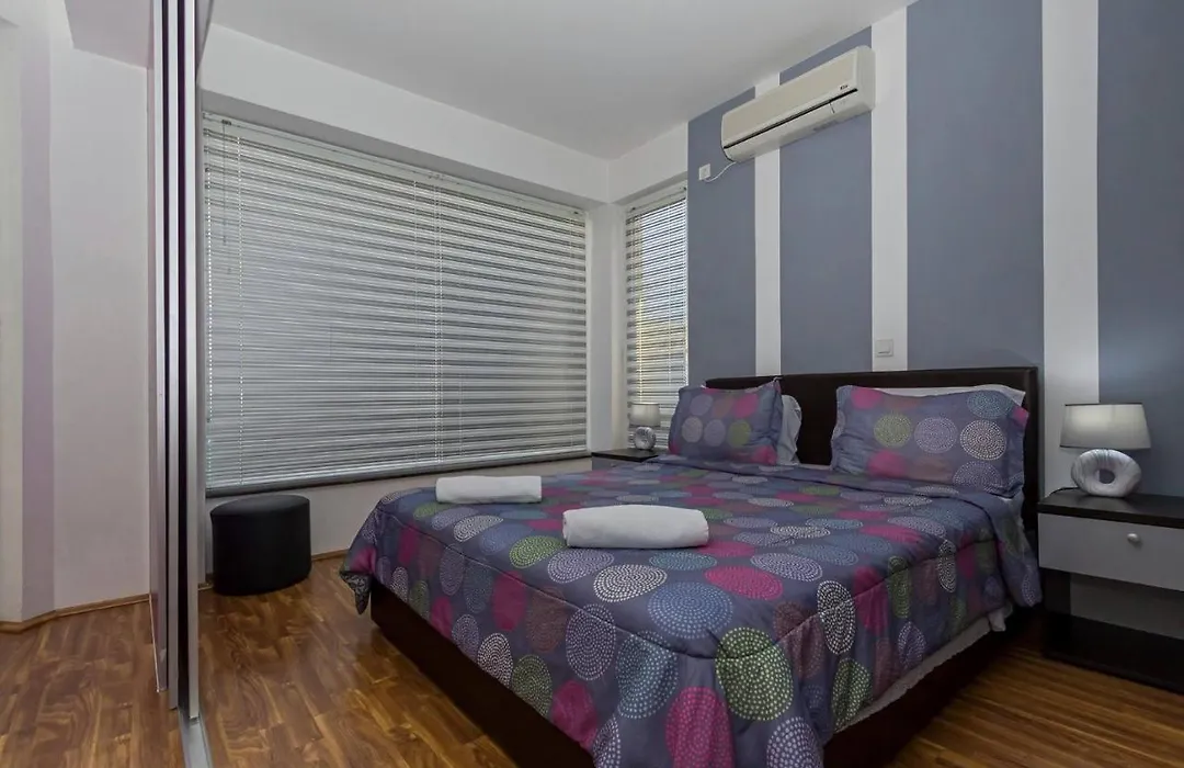 Dj Apartments Plus-1