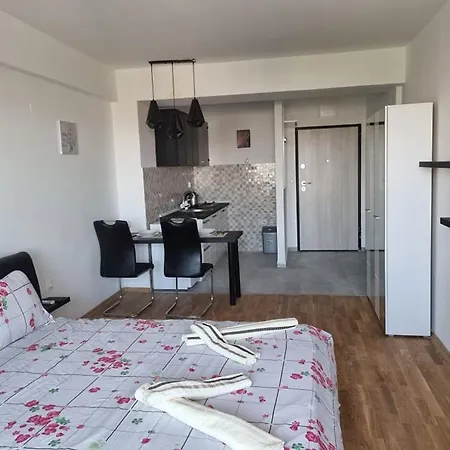 Porta Bus Station Apartment-3
