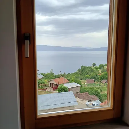 Risto'S Guest House-3
