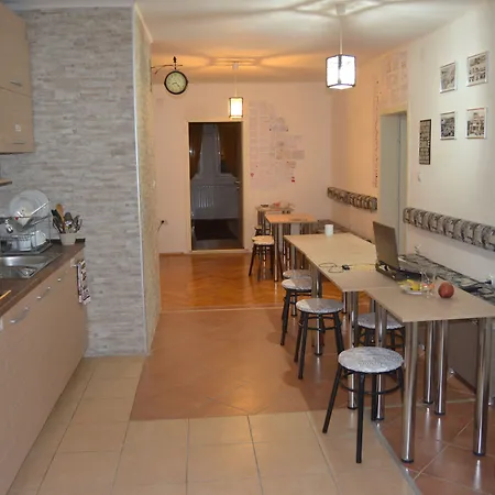 Hostel Valentin 2-3