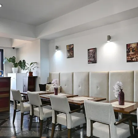 City5 Rooms & Suites By Lsa - Free Parking-3