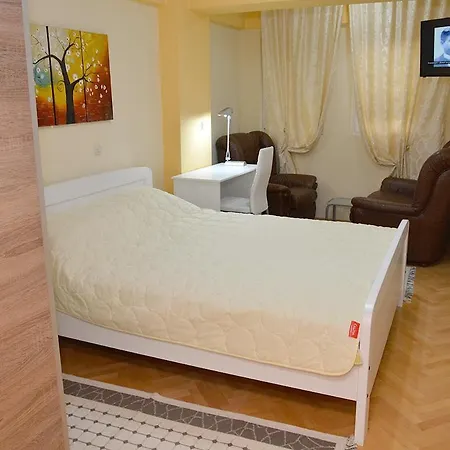 Utopia Apartments Ohrid-3