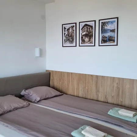 Lukanov Apartments - Lake View-3