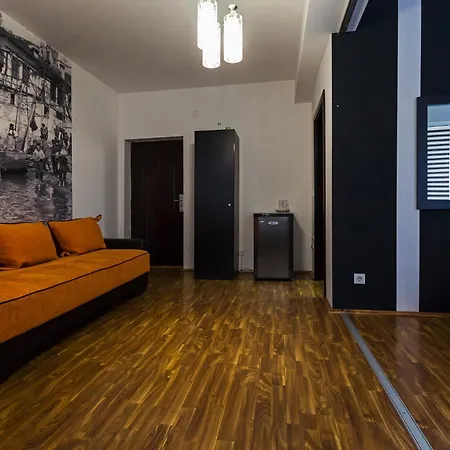 Dj Apartments Plus-3