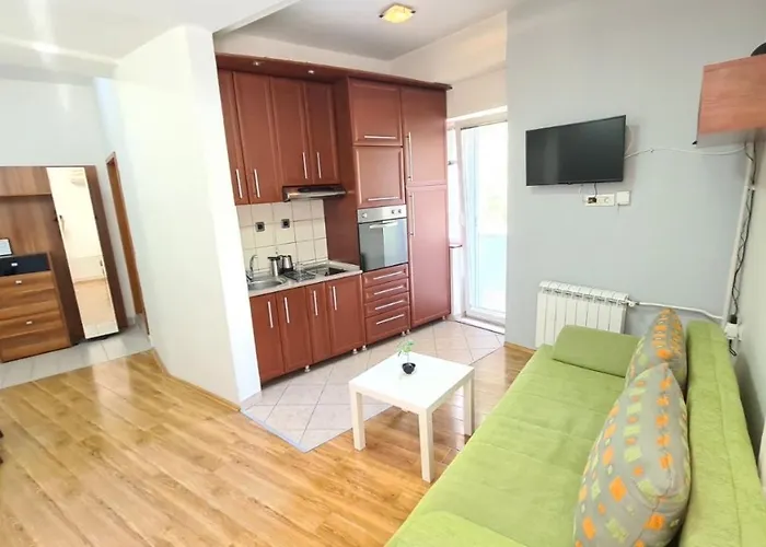 Skopje hotels near Cifte Hamam