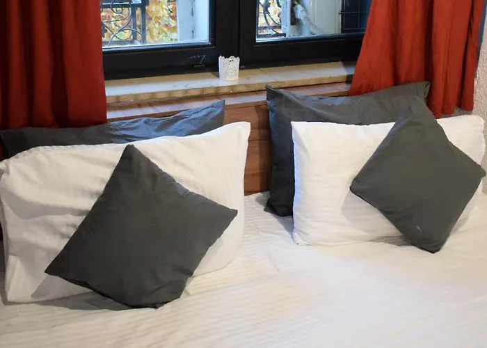 M - Square Private Rooms Skopje