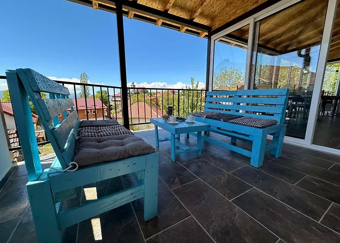 Gopo Guesthouse Elshani