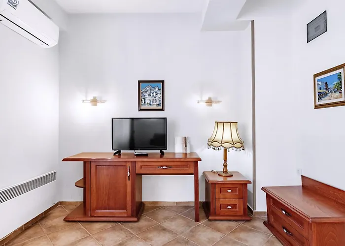 Hotels nahe Strand Labino