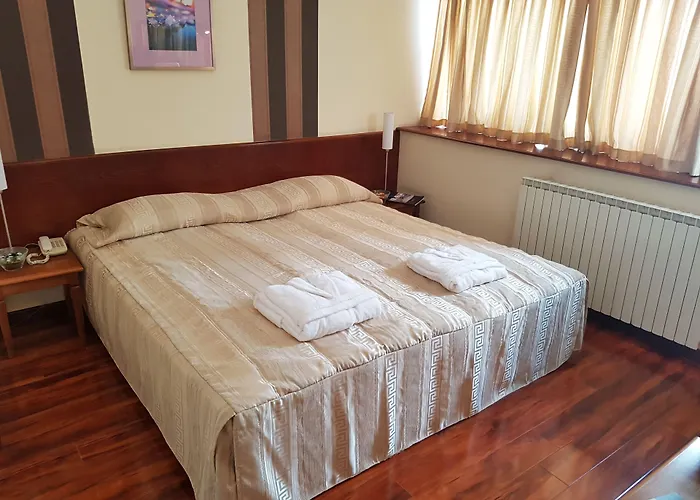 Skopje hotels near Monument of beggar