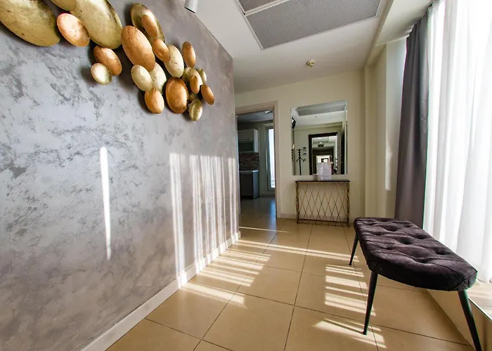 33Rd Floor Luxury Apartment Spa & Fitness Skopje