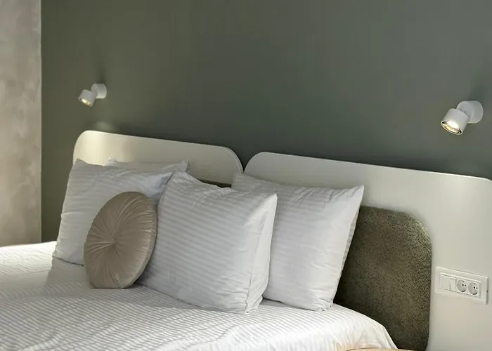 Struga Hotels